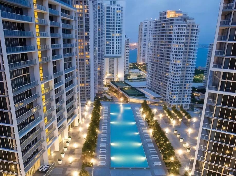 W Hotel Luxury High Rise 迈阿密 外观 照片